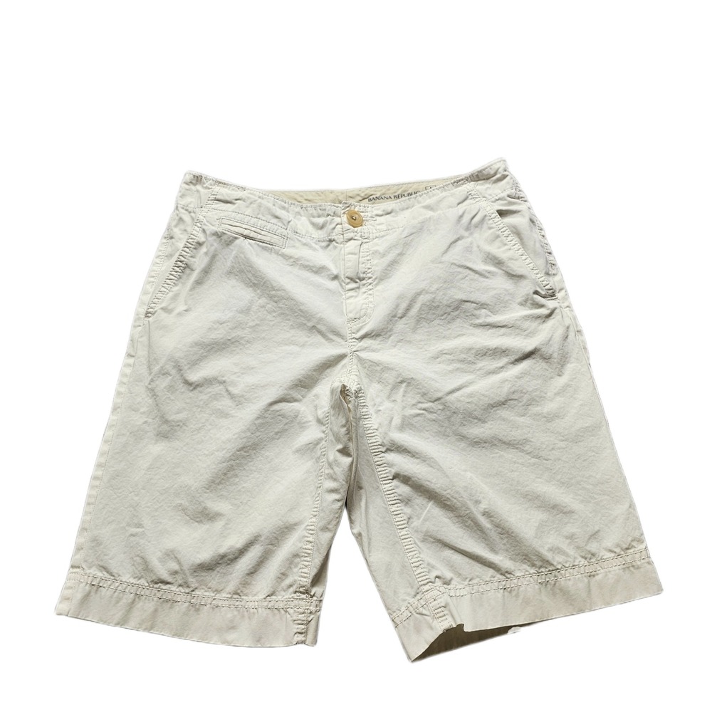 Banana Republic Bermuda Shorts Womens Size 6 White Flat Front Casual Outdoor